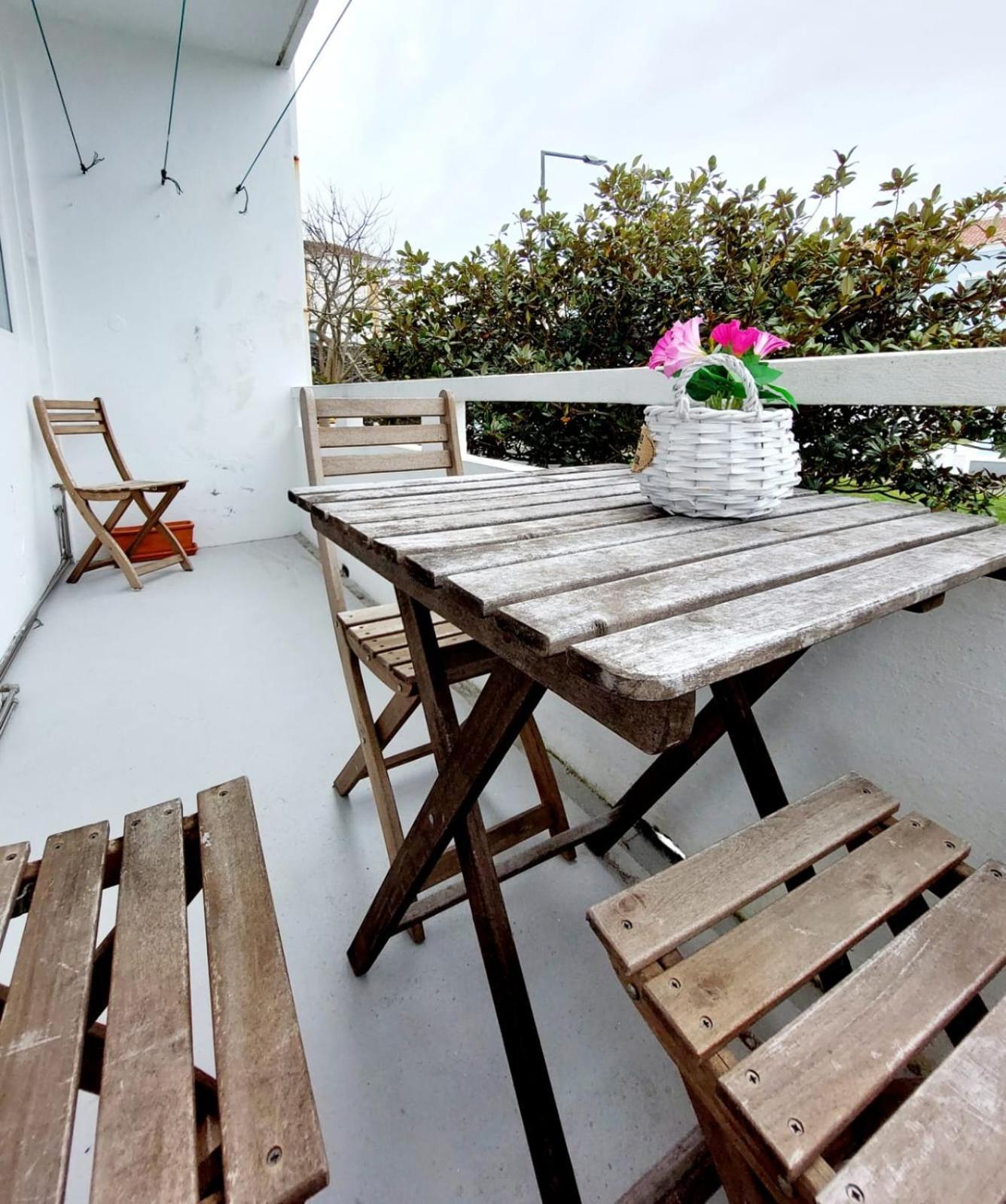 Charme Apartment Center Angra do Heroismo Exterior photo